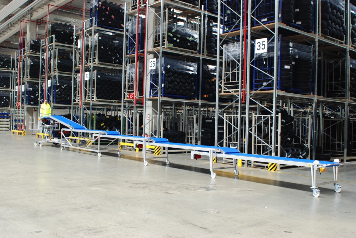 nastro trasportatore telescopico carico container